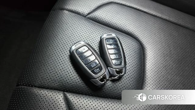 Hyundai Avante Hybrid (CN7) 2023 Белый из Кореи, фото 6