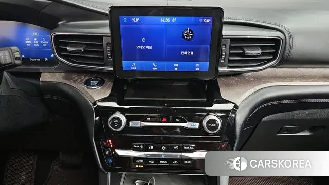 Ford Explorer 6th Generation 2023 Черный из Кореи, фото 6