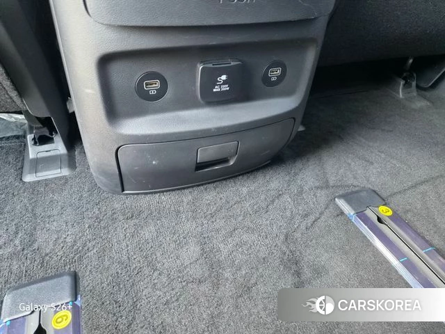 Hyundai Staria 2023 Черный из Кореи, фото 6
