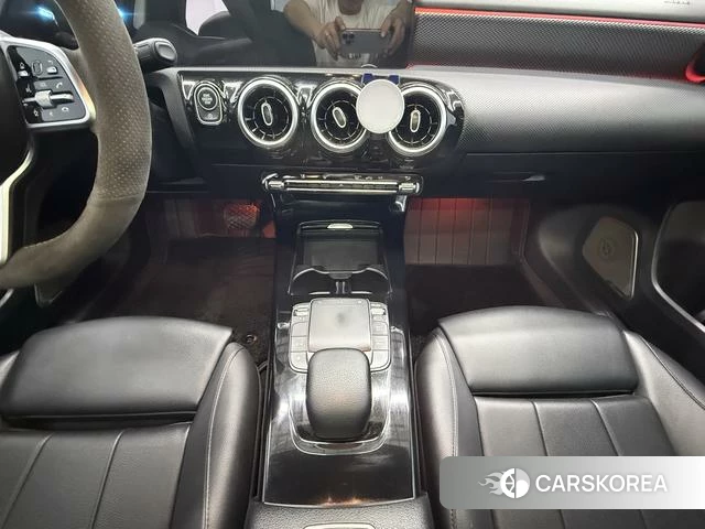 Mercedes-Benz A-Class 2021 Белый из Китая, фото 6
