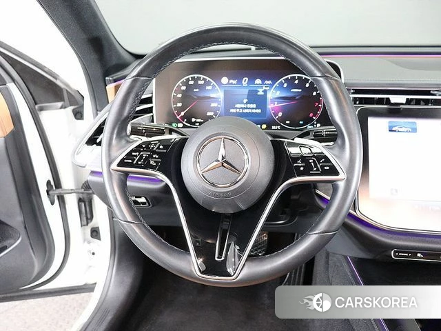 Mercedes-Benz E-Class W214 2024 Белый из Кореи, фото 6