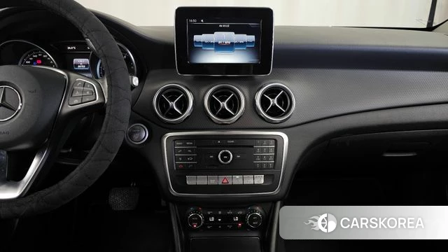 Mercedes-Benz GLA-Class X156 2018 Белый из Кореи, фото 6