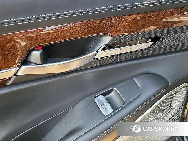 Genesis EQ900 2018 Черный из Кореи, фото 6