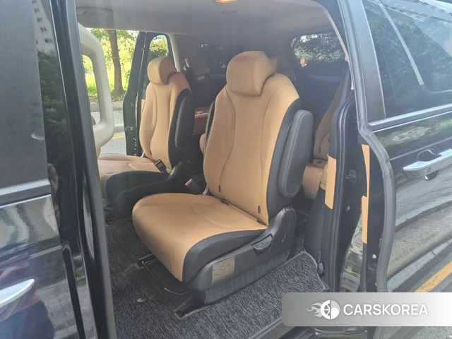 Kia Carnival 4th generation 2022 Черный из Кореи, фото 6