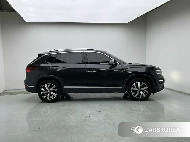 Volkswagen Tayron 2020 Черный из Китая, фото 6