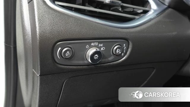 Chevrolet (GM Daewoo) All New Malibu 2018 Белый из Кореи, фото 6