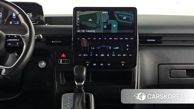 Hyundai Staria 2023 Серебристо-серый из Кореи, фото 6