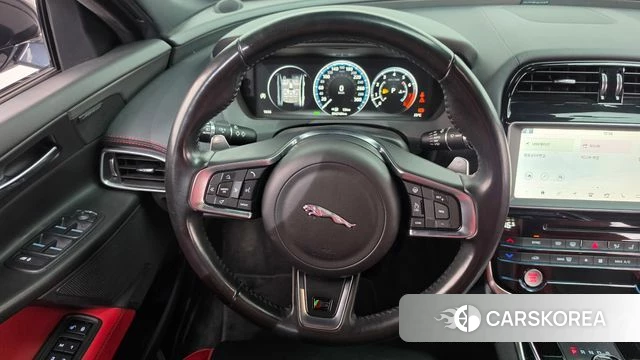 Jaguar XE 2019 Черный из Кореи, фото 6