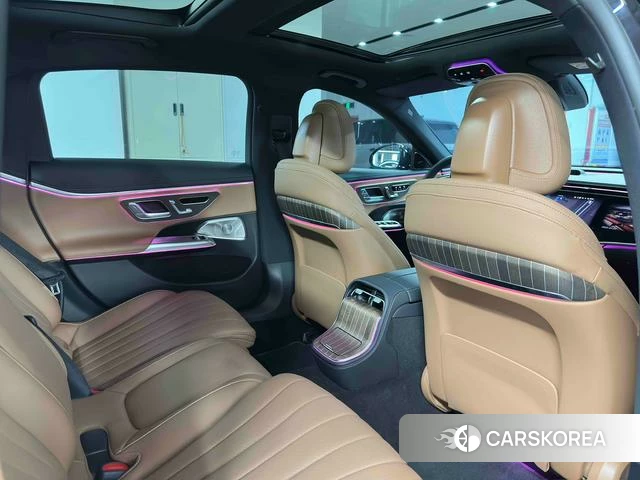Mercedes-Benz E-Class 2025 Черный из Китая, фото 6