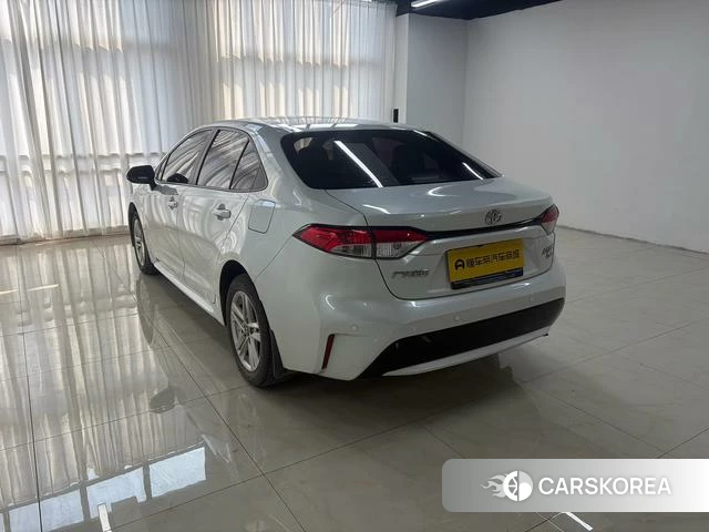 Toyota Levin 2021 Белый из Китая, фото 6