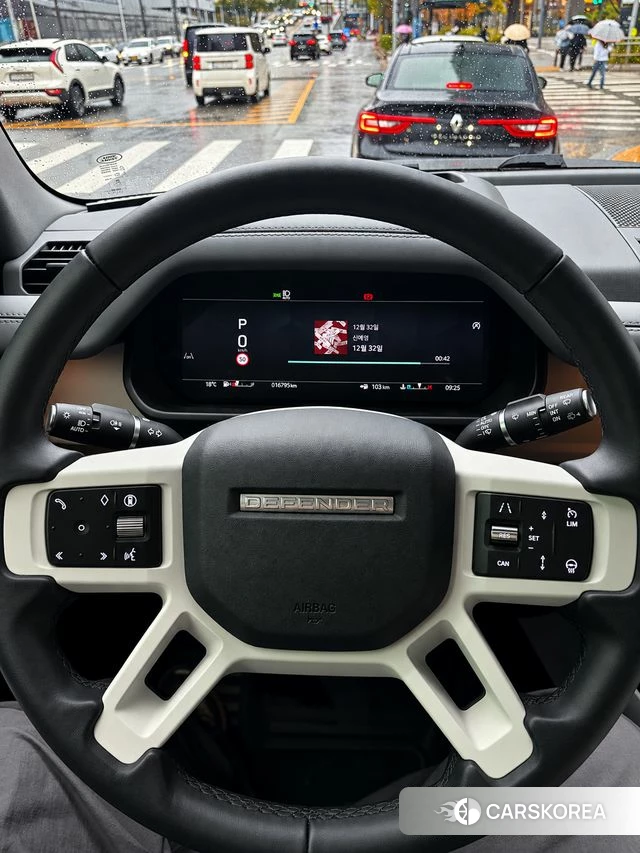 Land Rover Defender (L663) 2025 Серый из Кореи, фото 6