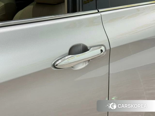 Toyota Avalon 2021 Серебристо-серый из Китая, фото 6