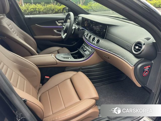 Mercedes-Benz E-Class 2022 Черный из Китая, фото 6