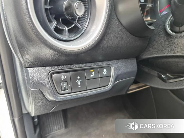 Kia The New K3 2nd generation 2022 Белый из Кореи, фото 6