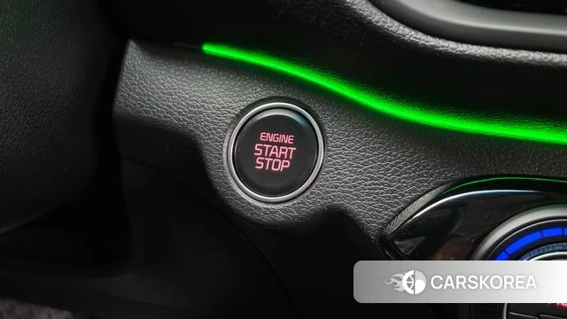 Kia The New K3 2nd generation 2021 Белый из Кореи, фото 6