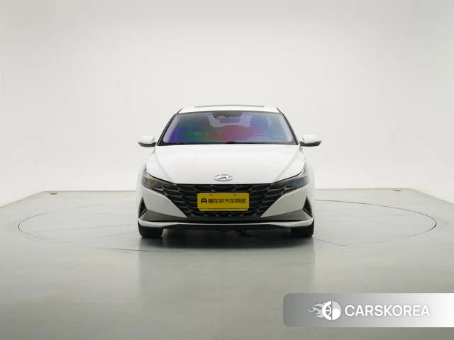 Hyundai Elantra 2021 Белый из Китая, фото 6