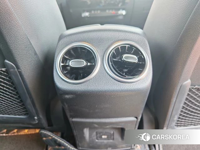 Mercedes-Benz A-Class 2023 Красный из Китая, фото 6