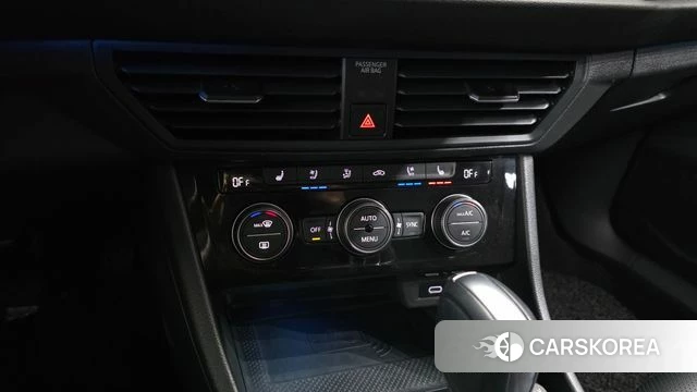 Volkswagen 7th Generation of Jetta 2021 Белый из Кореи, фото 6