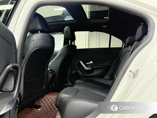 Mercedes-Benz A-Class 2021 Белый из Китая, фото 6