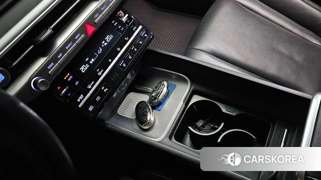 Hyundai Grandeur Hybrid (GN7) 2023 Черный из Кореи, фото 6