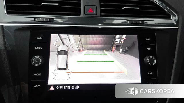 Volkswagen Tiguan second Generation 2022 Белый из Кореи, фото 6