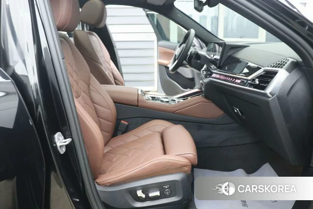 BMW X6 2025 Черный из Китая, фото 6