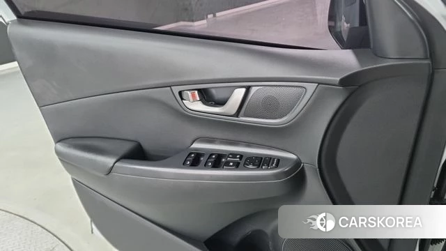 Hyundai Kona 2018 Белый из Кореи, фото 6
