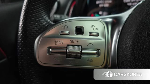 Mercedes-Benz EQB X243 2022 Белый из Кореи, фото 6