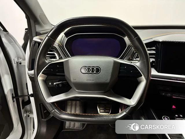 Audi Q4 2024 Белый из Китая, фото 6