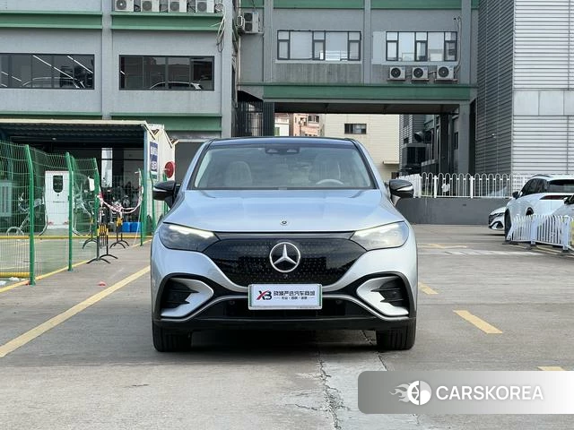 Mercedes-Benz EQE 2023 Серебристо-серый из Китая, фото 6