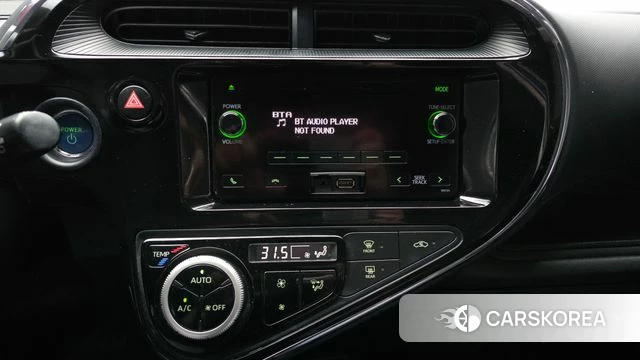 Toyota Prius C 2019 Белый из Кореи, фото 6