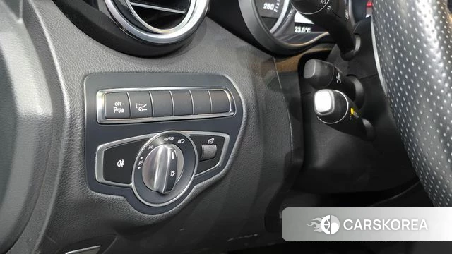 Mercedes-Benz C-Class W205 2018 Черный из Кореи, фото 6