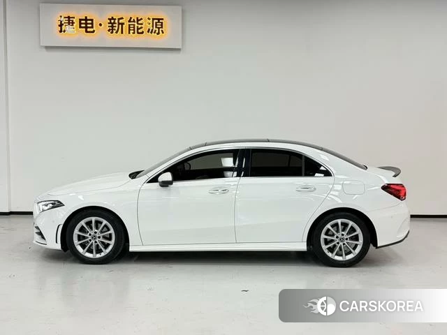 Mercedes-Benz A-Class 2021 Белый из Китая, фото 6