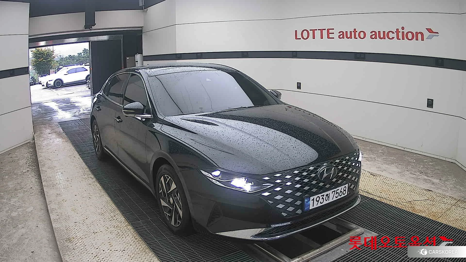 Hyundai Grandeur Hybrid 2023 Abyss Black Pearl из Кореи, фото 6
