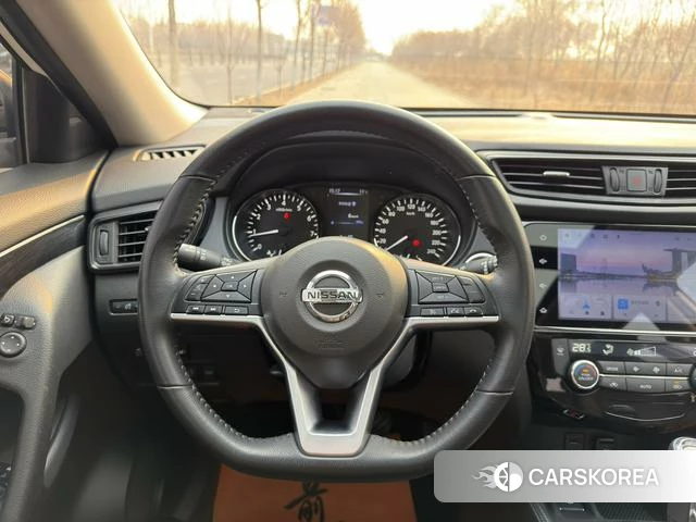 Nissan X-Trail 2023 Белый из Китая, фото 6