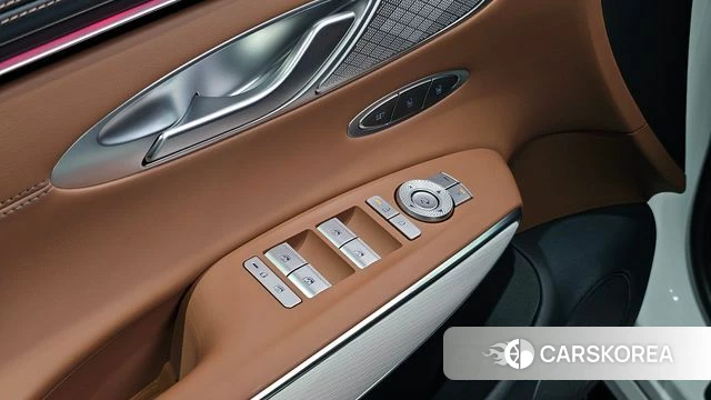 Genesis GV70 2025 Белый из Кореи, фото 6