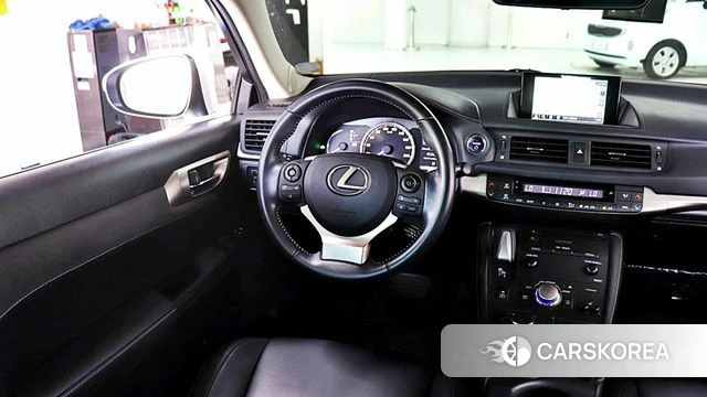 Lexus CT200h 2020 Белый из Кореи, фото 6