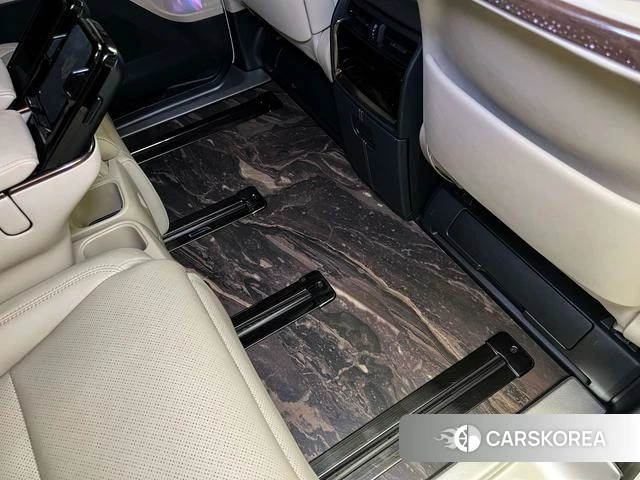 Toyota Alphard 2025 Белый из Китая, фото 6