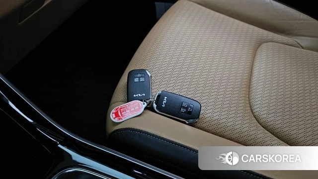 Kia Carnival 4th generation 2023 Белый из Кореи, фото 6