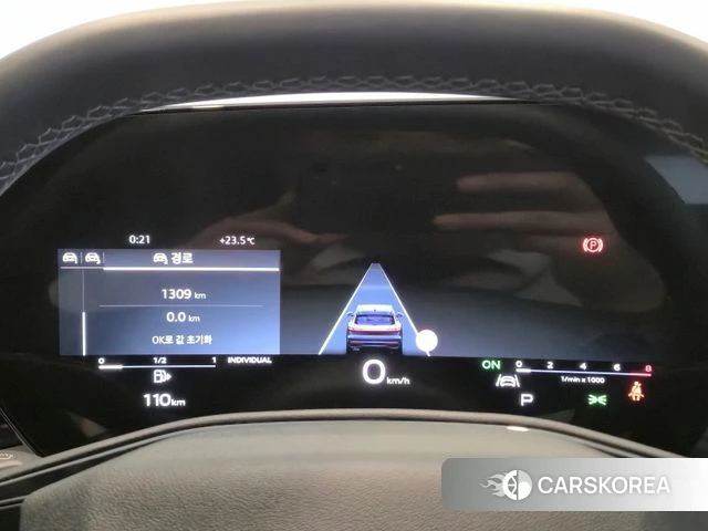 Audi Q5 (80A) 2025 Черный из Кореи, фото 6