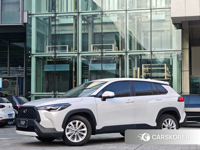 Toyota Corolla 2023 Белый из Китая, фото 6