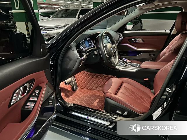BMW 3 series 2022 Черный из Китая, фото 6