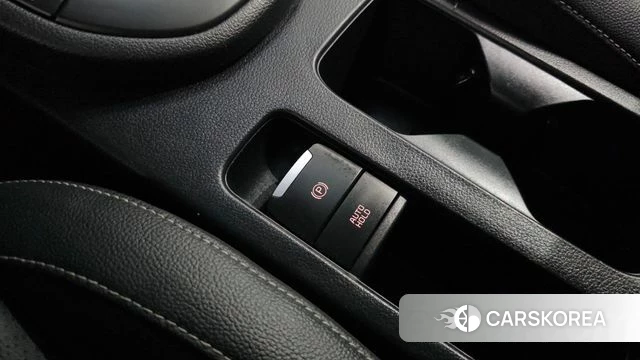 Kia The New K3 2nd generation 2023 Белый из Кореи, фото 6