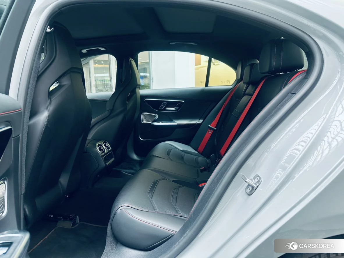 Mercedes-Benz AMG C-Class 2024 Темно-серый из Китая, фото 6
