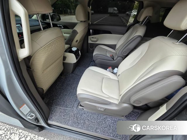Kia The New Carnival 4th Generation 2025 Серебристо-серый из Кореи, фото 6