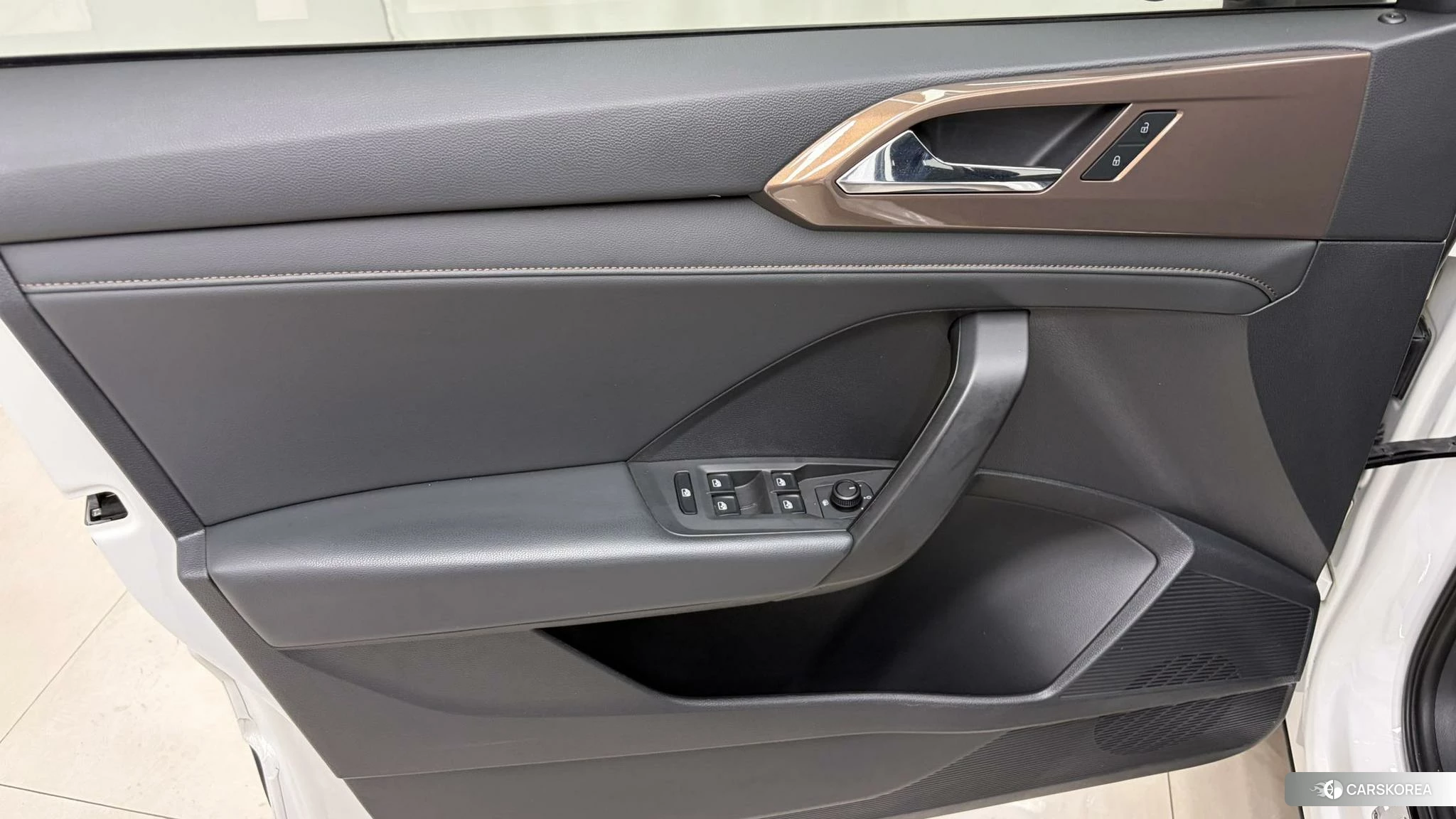 Volkswagen Tharu 2020 Белый из Китая, фото 6