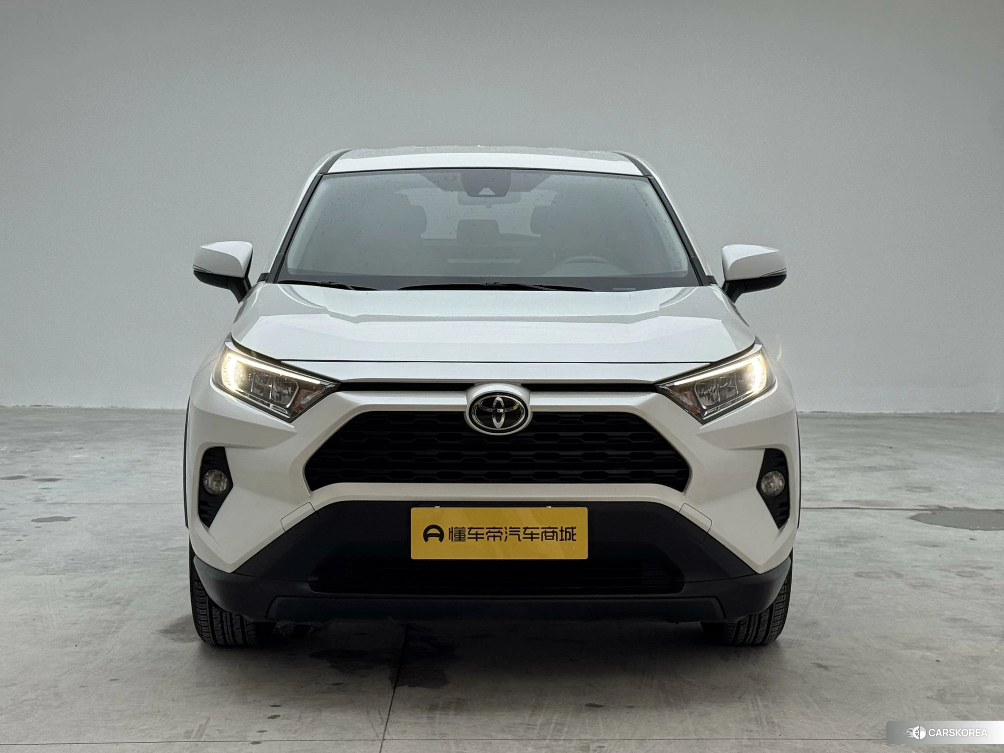 Toyota RAV4 2021 Белый из Китая, фото 6