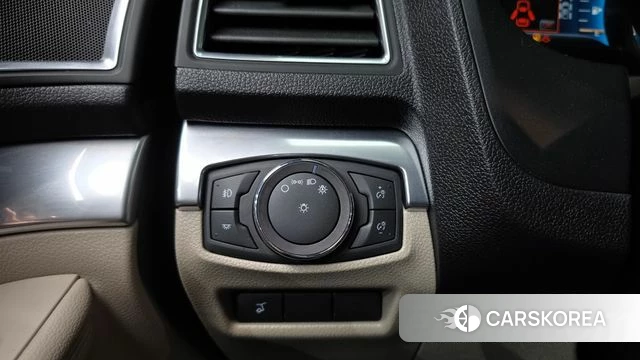 Ford Explorer 2019 Белый из Кореи, фото 6