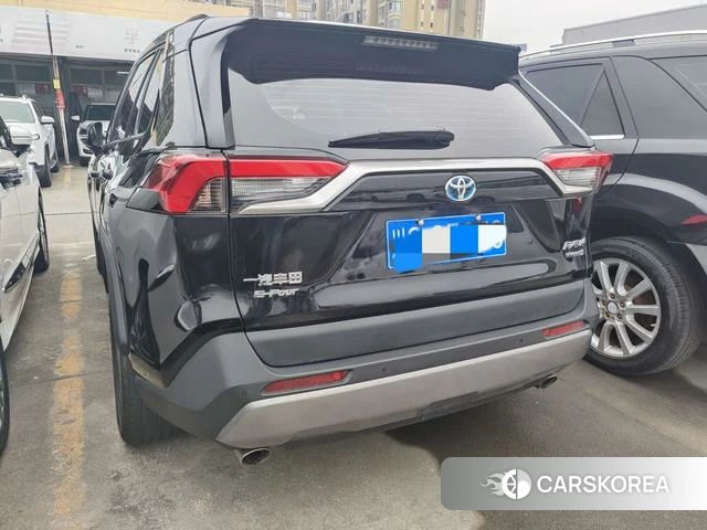Toyota RAV4 2021 Черный из Китая, фото 6