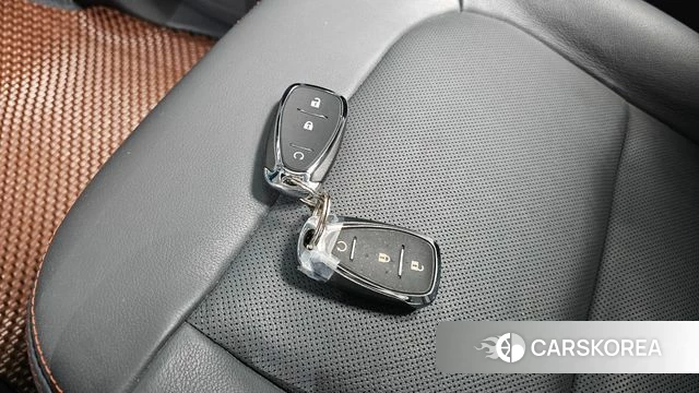 Chevrolet (GM Daewoo) Bolt EV 2019 Белый из Кореи, фото 6